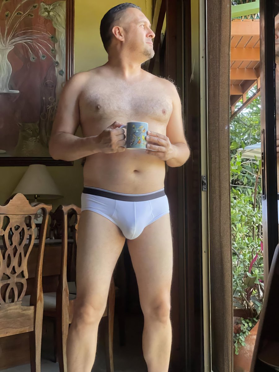 sabikkaytatay's tweet image. MIDDAY COFFEE WITH TWO DADDIES!!!
#PAPA #PA #POPS #POP #P #DADDIES #DADDY #DADS #DAD #DY #D #X