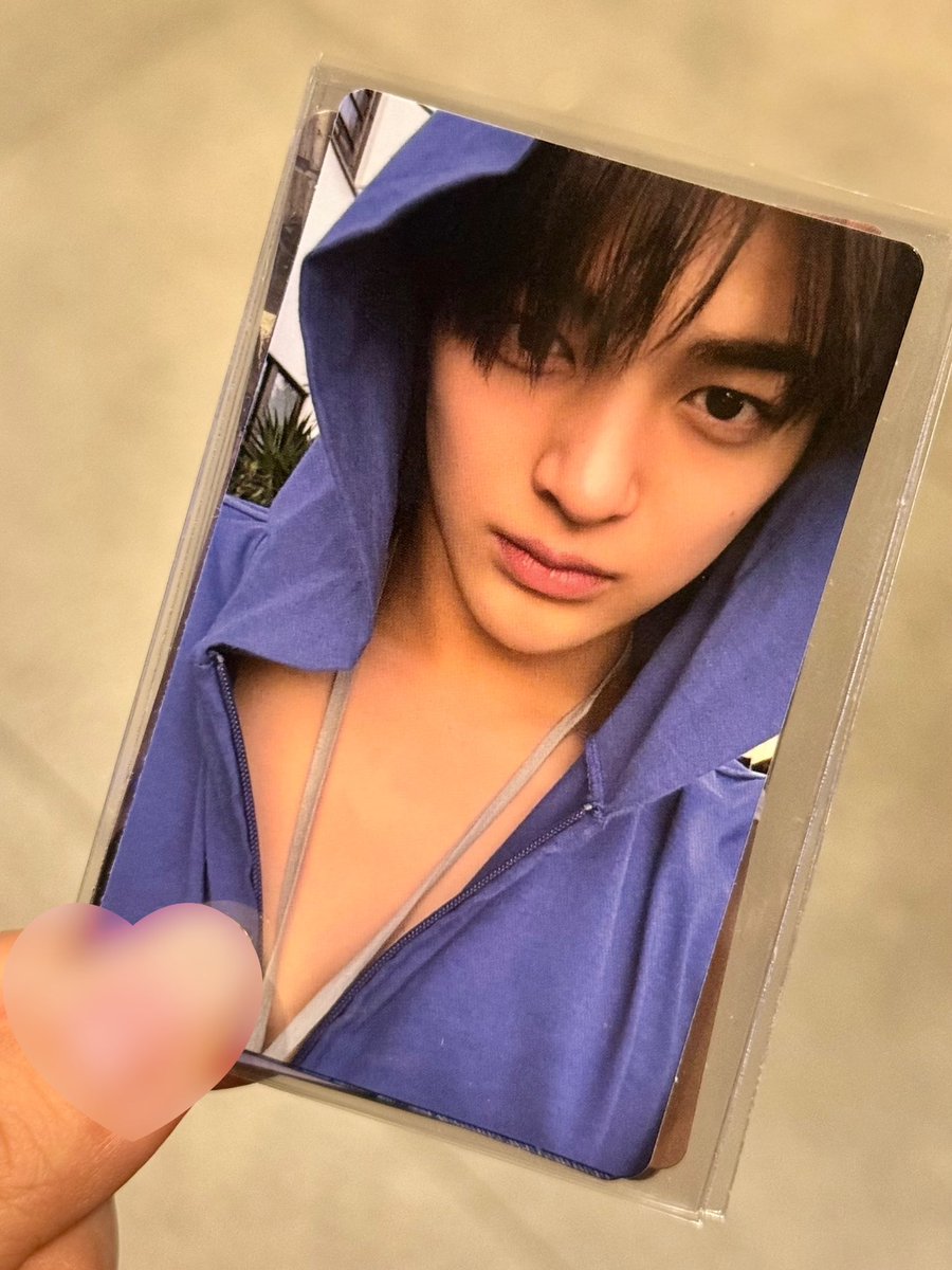 우미 tweet media