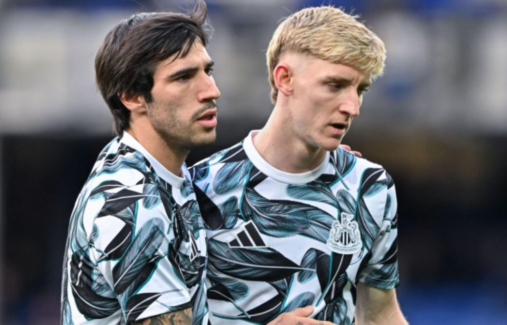 Magpie24_7's tweet image. Liverpool have supposedly 'cooled their interest' in Anthony Gordon and deem Sandro Tonali too expensive, according to journalist James Pearce! 

Have they had their fingers burnt from the worst thing to come out of Sweden since flat pack? 🤔😂

#NUFC #NUFCNews #Newcastle #EPL