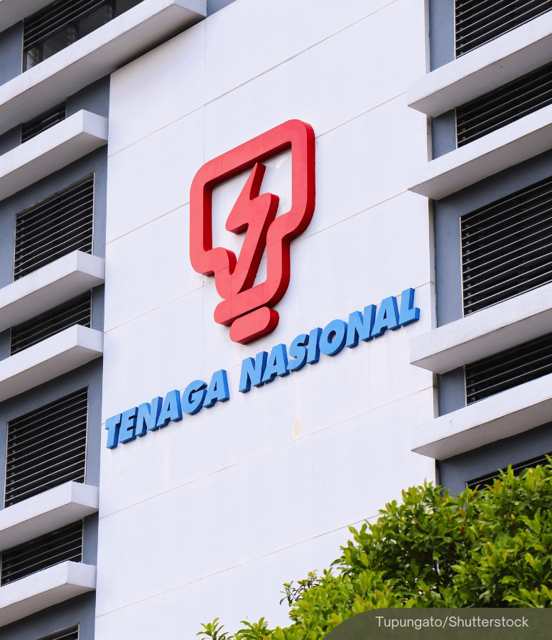 NewsBFM's tweet photo. TNB has been ordered to pay RM4.7 million to 100 people over a water release from the Sultan Abu Bakar Dam in Cameron Highlands that caused 4 deaths and property losses in 2013.

The High Court upheld the trial court’s finding that TNB was liable and negligent in the dam’s operation and maintenance.

🧵1