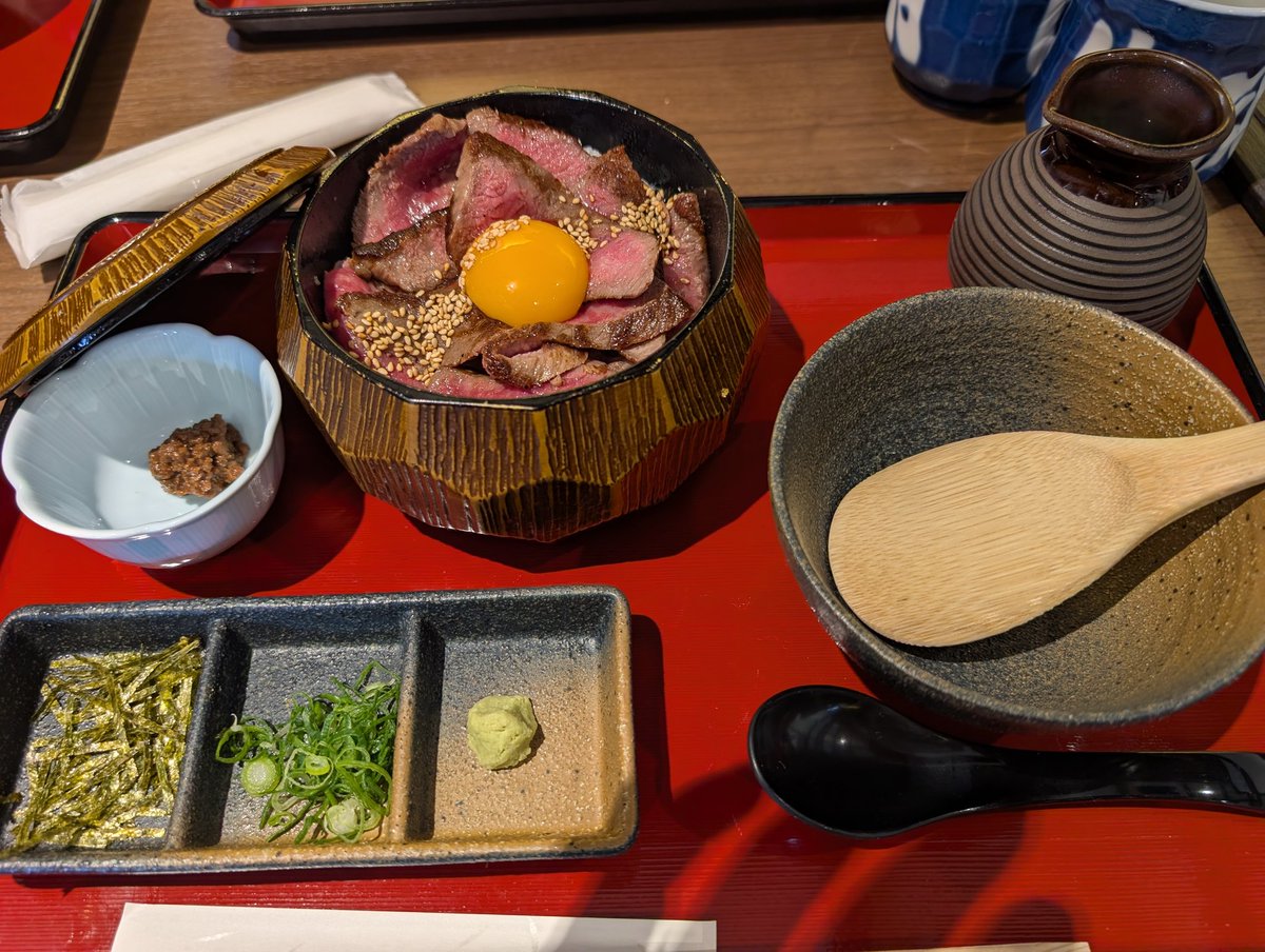 MkGhost8192's tweet photo. 松阪牛ひつまぶし！
美味かった🥰
GW中に飛騨牛近江牛松阪牛と贅沢三昧😋 https://t.co/YA5mtFMwaw