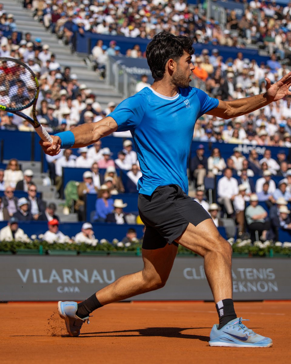 bcnopenbs's tweet photo. ¡Felices 23, @carlitosalcarazz! 🎂
#BCNOpenBS https://t.co/guRrgbKjZ9