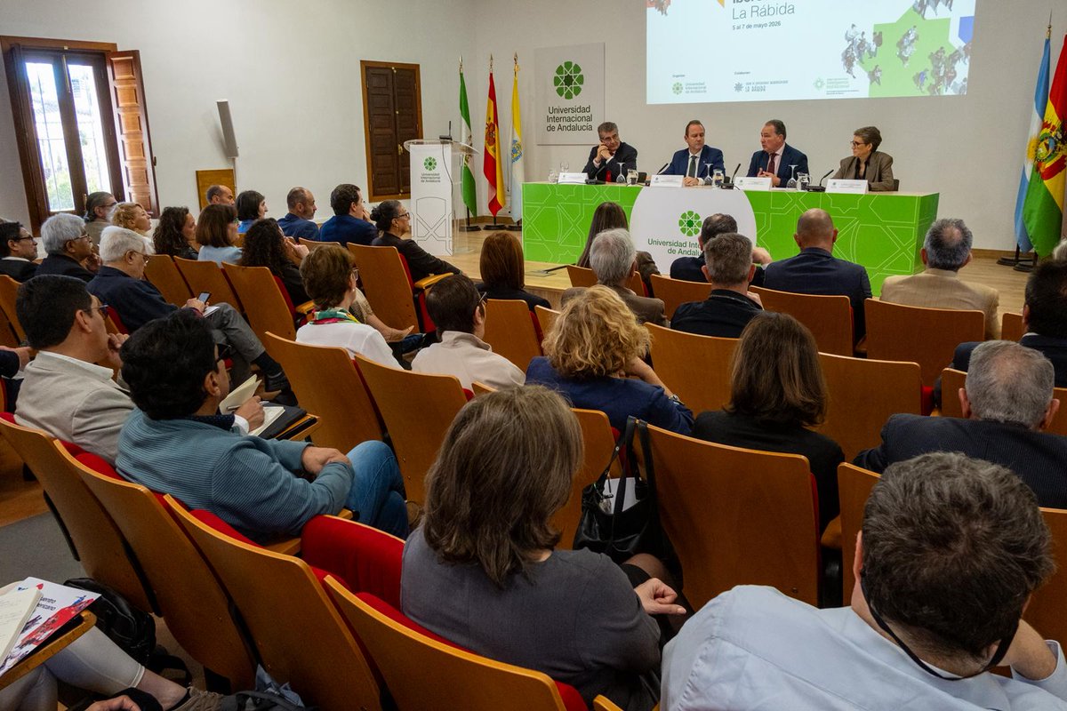 DipuHU's tweet image. 🌎🤝🌍 El presidente, @toscanodavid, interviene en el III Encuentro Iberoamericano #LaRábida: Generación de #Conocimiento e #Innovación en el Espacio #Iberoamericano de #EducaciónSuperior y agradece a la @UNIAuniversidad por impulsar este Foro 
Audio🗣️ acortar.link/xGMcfe