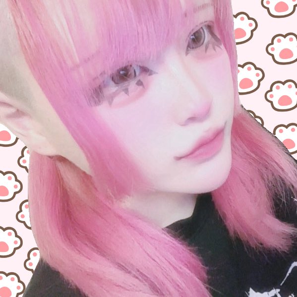 きてぃちゃんもぐもぐ❤︎ tweet media