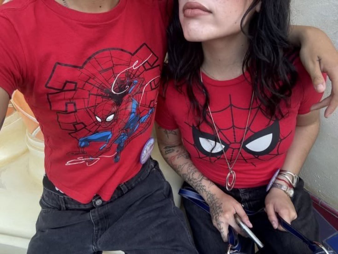 couple mood tweet media