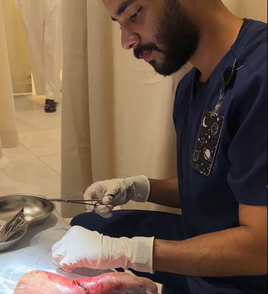Vvnlu_'s tweet photo. كذا نقدر نقول خلصنا دوام رابع ✅ https://t.co/hCV9YPcfiG