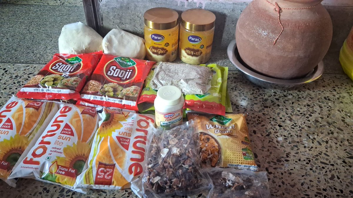 Month after month, the support continues.

This month’s ration essentials for the family have once again been arranged.

Heartfelt thanks to Samta Yuva Sangh, #Howrah for their consistent care and for ensuring the family is looked after.

#PromiseBank
#IndiaCares