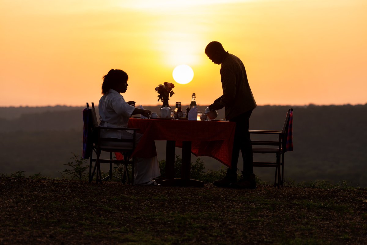 AmonClassie's tweet photo. Why haven't you organized your romantic getaway to Murchison falls NP with us?

Don't you love your partner this much?!! Asking you🫵 who is reading this😂

Anyways. Our packages are very flexible to meat your adventure needs, ranging from budget couple trips to luxury ones👌❤️ https://t.co/3QbCaGbSXX