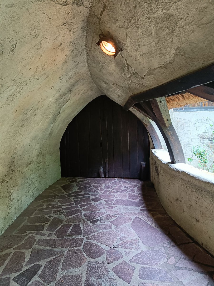 ThemaTim's tweet photo. Brouwhuys is vandaag dicht #efteling https://t.co/WKMJSAeDbG