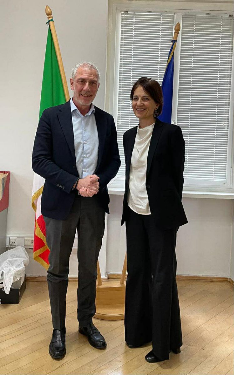 ItalyinGeorgia's tweet photo. Amb. @maxdantuono held a cordial meeting with the newly appointed Representative of the United Nations Children's Fund #UNICEF in Georgia, Isabella Castrogiovanni.
@UNICEF  @unicefgeorgia 
@ItalyMFA https://t.co/wemEFxMZMm