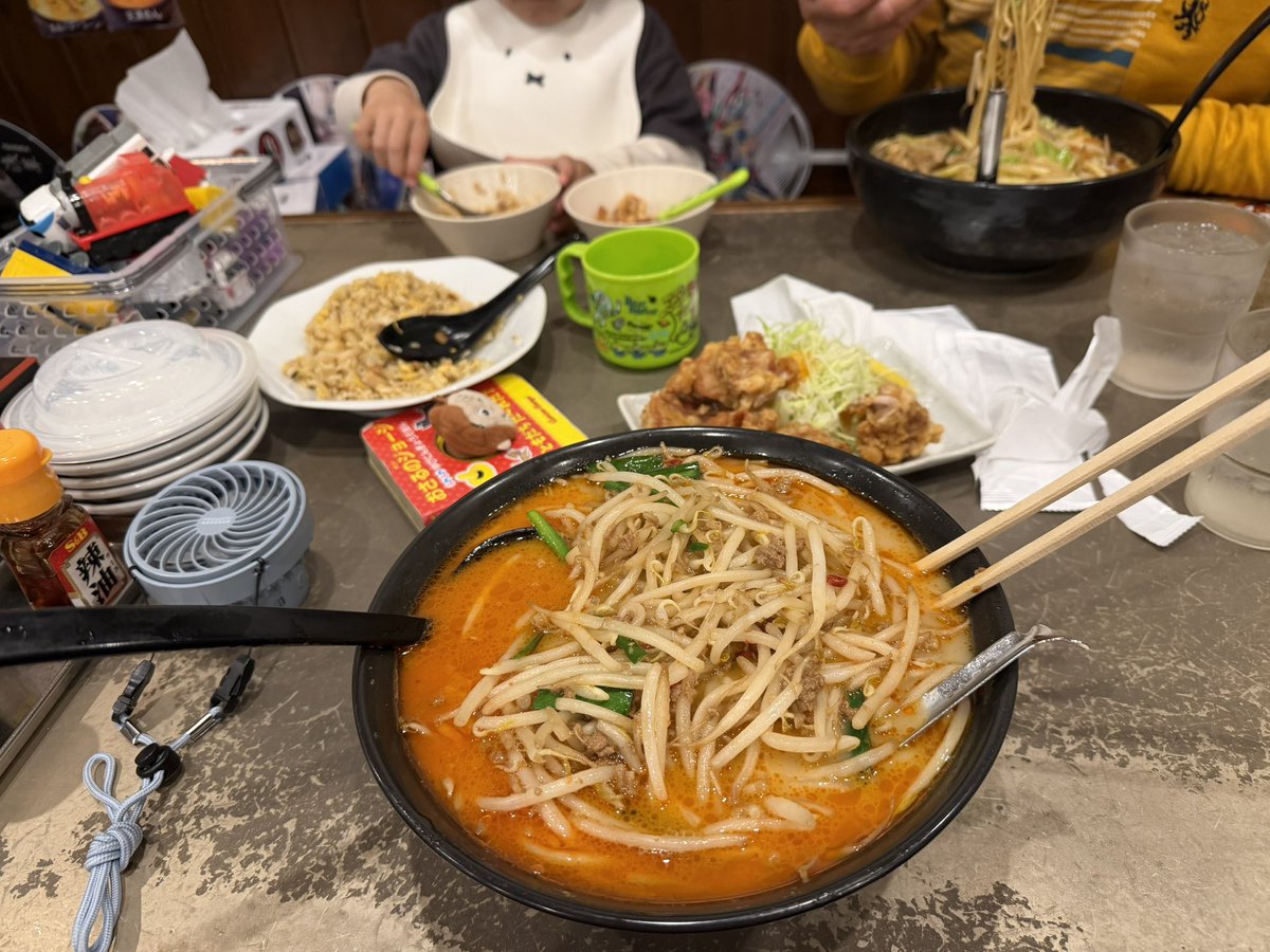 二十麺創 初の台湾ラーメン🍜 子供にも色々気を使って貰って凄く助かり