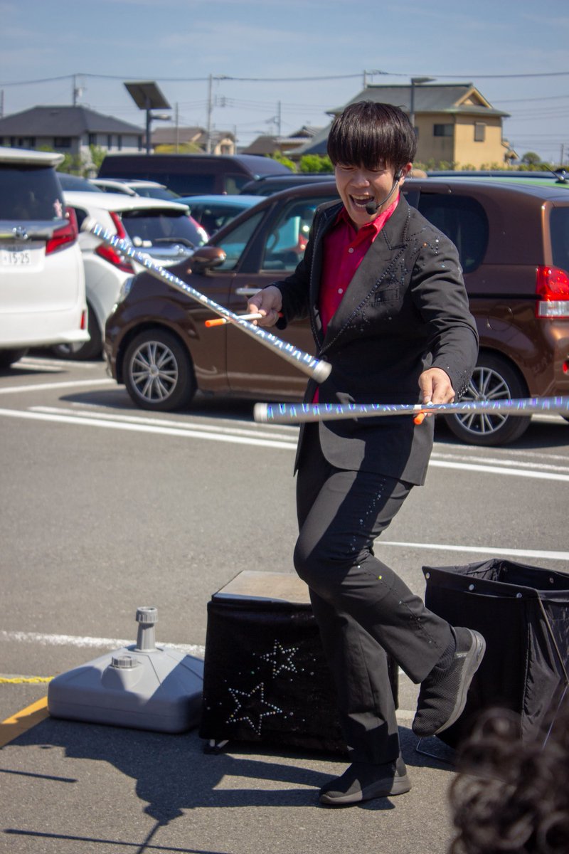 nicoleee0131's tweet photo. 道の駅 足柄・金太郎のふるさと
#CONRO さん
声優さんのような素敵な声(*˙꒫˙* )!
高速デビルスティックすごかった!!あと、ハンドスティックまわすのがとてもとてもかっこよ!!!(小並感) https://t.co/O7GrGdseMR