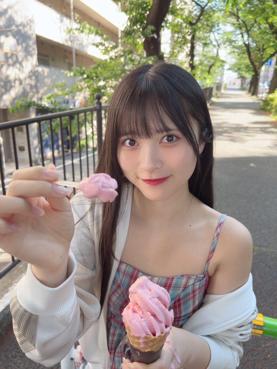 yui_hzme's tweet photo. たべる？ https://t.co/oBvMtwaybn