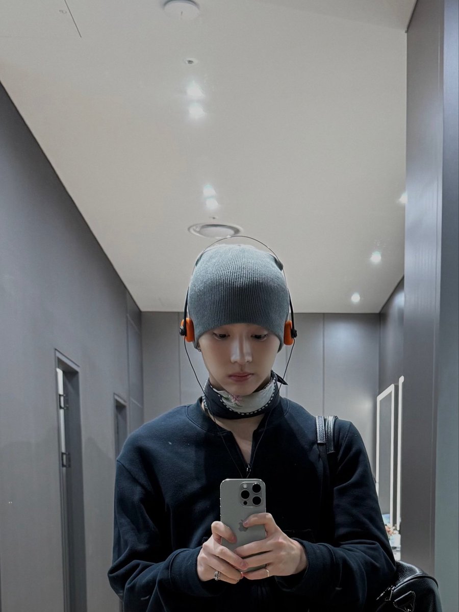 뜌 tweet media