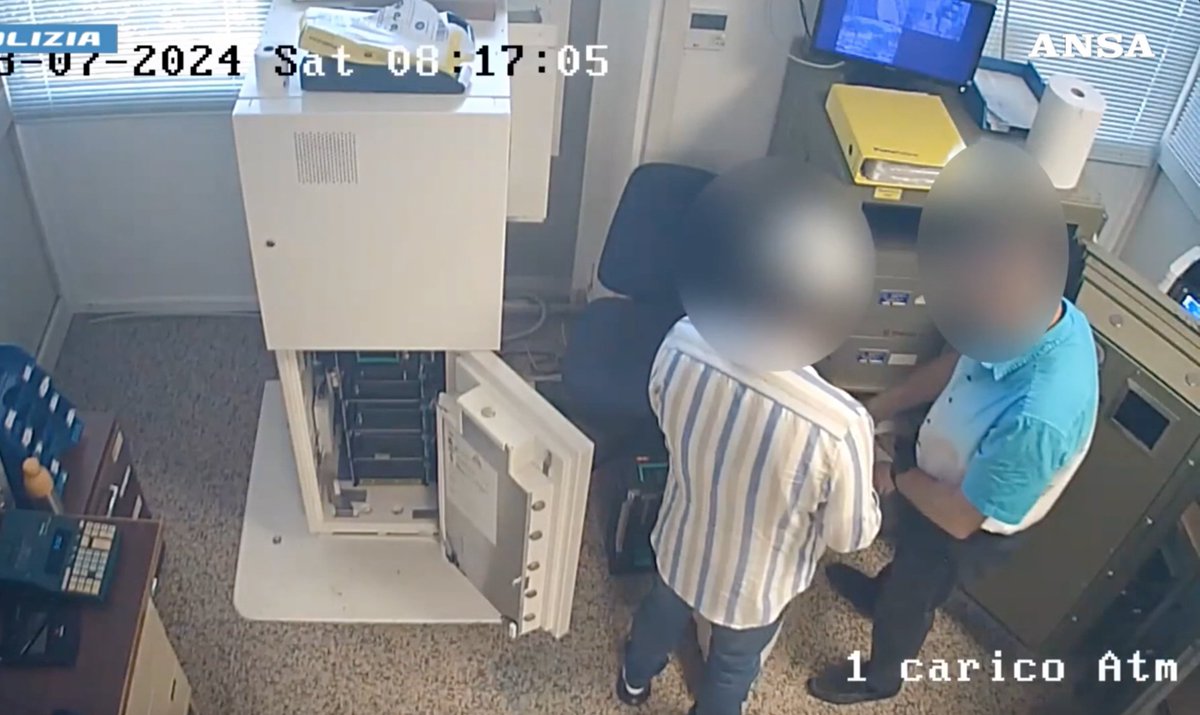 tempoweb's tweet image. Sgominata la banda di rapinatori incubo di gioiellerie e uffici postali di #Roma - VIDEO

#video #5maggio #iltempoquotidiano

iltempo.it/roma-capitale/…