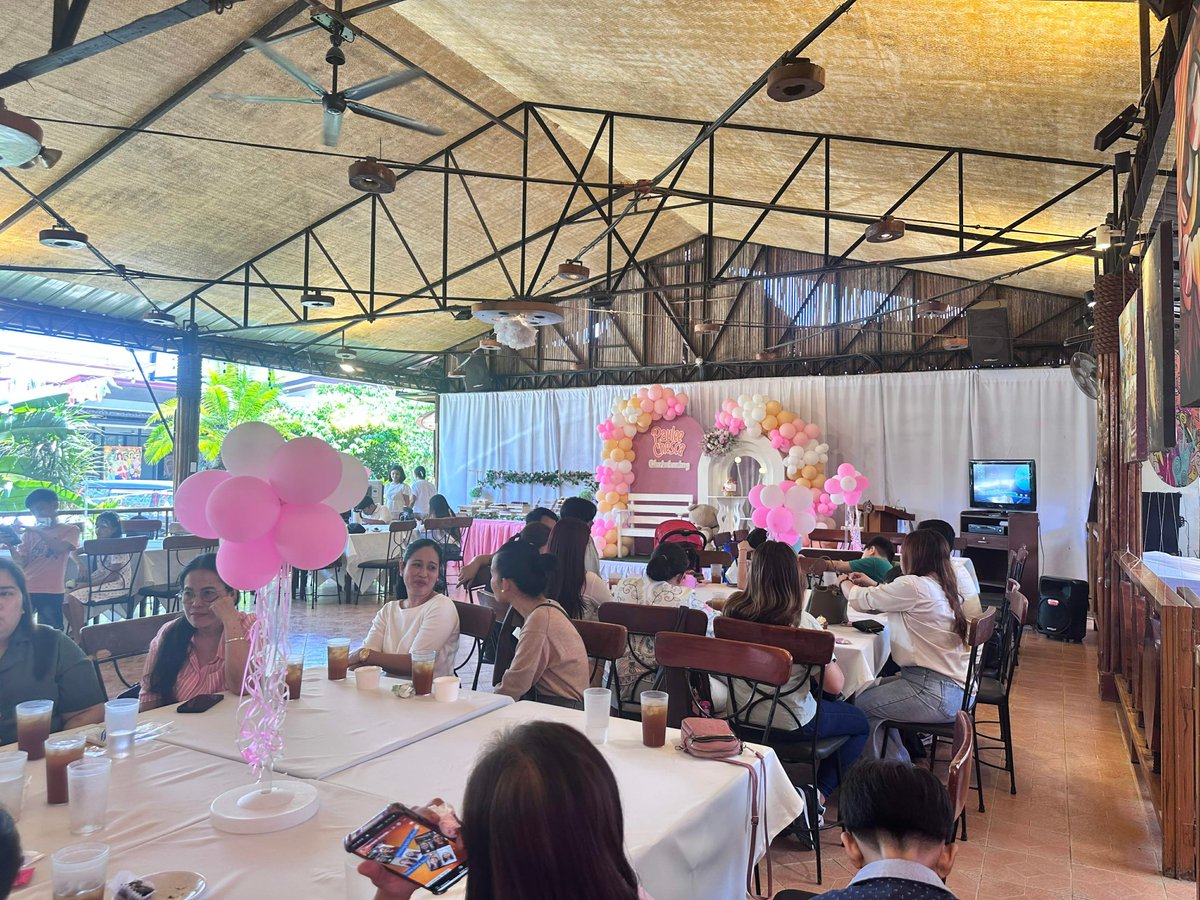 haimchicken's tweet photo. Haim Chicken MAIN BRANCH - Manalo Extension since 1999. Is now offering FREE 

Airconditioned Venue max of 100 Pax
Open Hall Venue max of 300 Pax

For Reservations, Bulk Order, and Delivery. You may contact us: 
Landline: 717-1111
Smart: 0919-991-0750
Globe: 0917-849-1994 https://t.co/pZaN4P383H