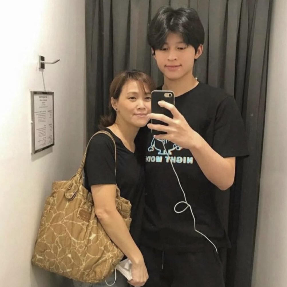 𝙢𝙖𝙧𝙞𝙚𝙗𝙡𝙪𝙚𝙭. ୨ৎ tweet media