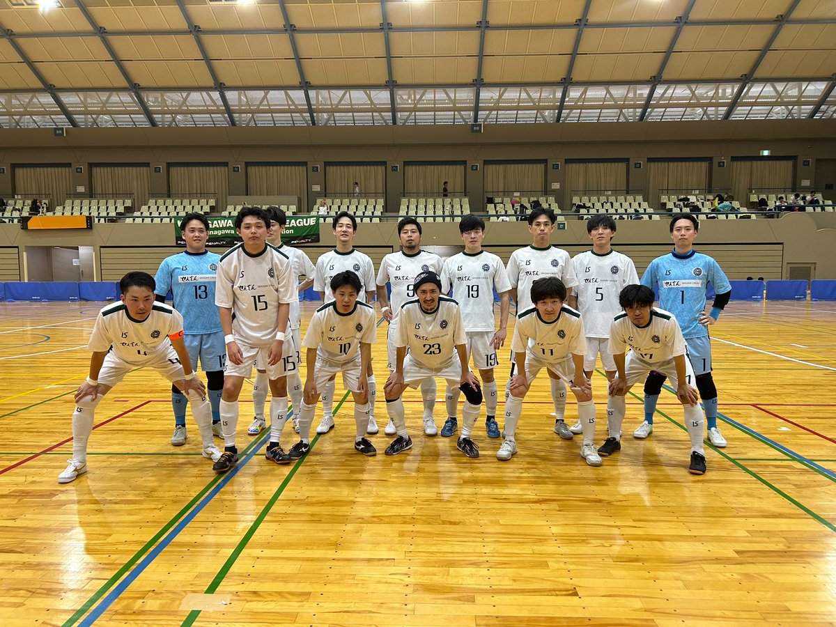 第2節   第3試合【試合結果】

バディランツァーレ vs FCまんほーる
1st  3 - 4
2nd  4 - 2
total  7 - 6

得点
バディランツァーレ
⚽️ : 土屋、飯田×2、岡部、古川、吉田、澤田
FCまんほーる
⚽️ : 三堀×3、遠山、照井、下賀