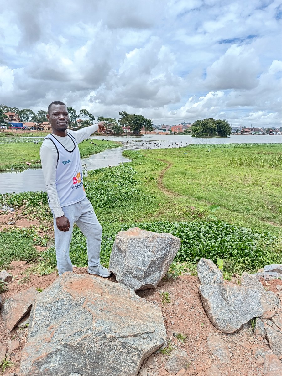 Kampalawalks's tweet photo. #KCW 10 recap: This time, we learned about #Baganda clans & totems, visited the #Kabaka's Lake, and two cathedrals (#Namirembe & #Rubaga).
Missed it? No worries, join us next time. We are #KampalaCommunityWalk
#Walk4CleanAirUG #HealthierCities #CleanAir4All https://t.co/1ECX5PGcjm