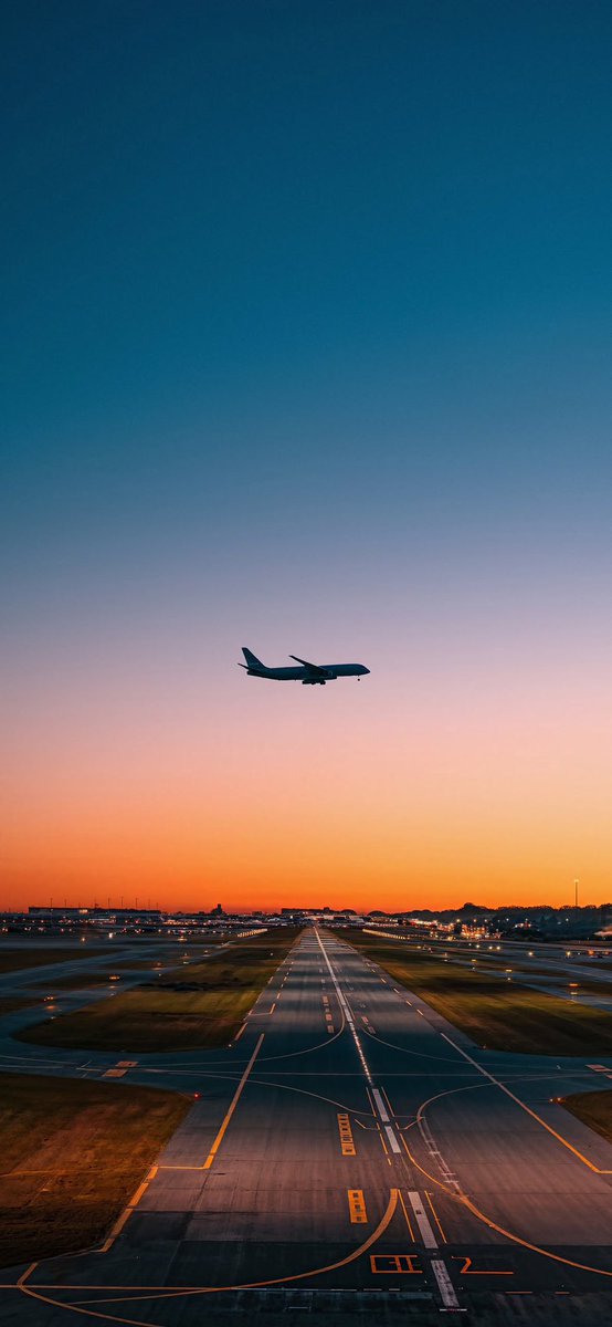 Chintan_2425's tweet photo. Flights ❤️ 
#Wallpaper #Wallpapers #Hd #Download #Images #Now #Wow #Imagine #Ios26 #Welcome #Ios26.5 https://t.co/Bk1jIzsPZS