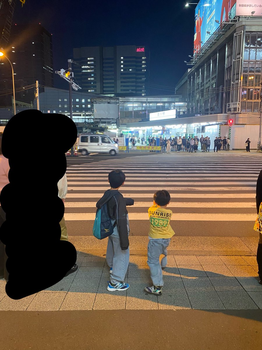 himekappy55's tweet photo. 7年ぶりの翔子ちゃん生誕に行けたよ🥺
懐かしい曲ばかりで涙出ちゃった🥲♡
絶対に私は昼公演に行くべきだったと思う(夜セトリ知らんけどw)と思うセトリだった♡

夜公演はしょしが行ってるよ
大騒ぎ男児2人連れてホテルに戻ります🥺

 #しょこたん20周年 https://t.co/wYMpADwRoL