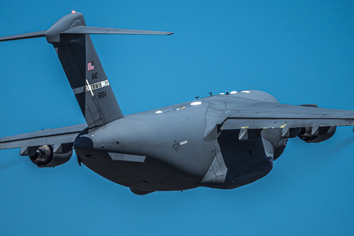 eirio14's tweet photo. 5/5 こどもの日の横田基地
C-17Aの離陸を見ると
大人になってもワクワクする
#横田基地 https://t.co/ketSXs1Ncn
