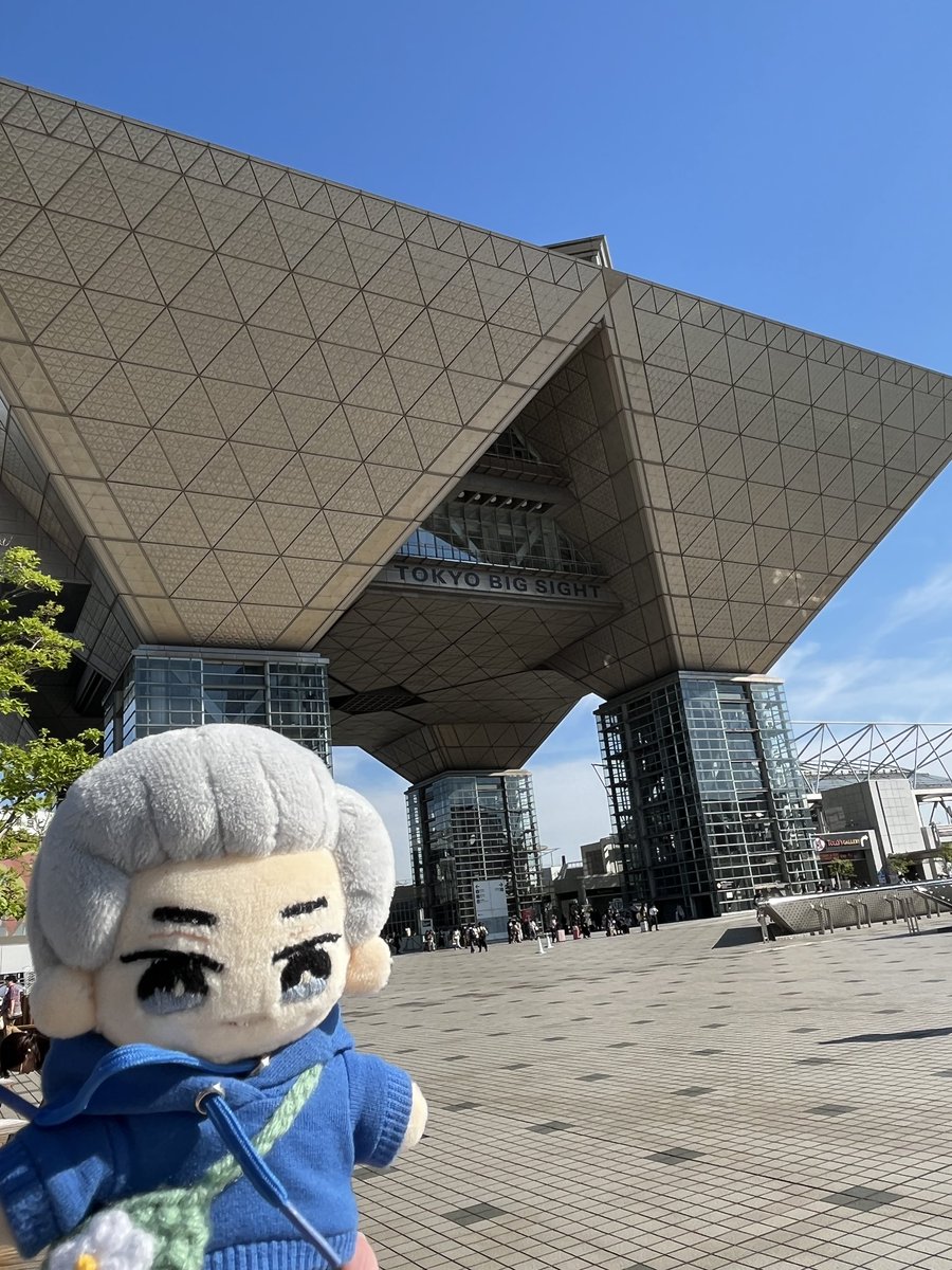 678gtk's tweet photo. 本日はイベントお疲れ様でした！
スペースまで足を運んで下さった皆様、本当にありがとうございました。
アンソロを多くの方にお届けできて感無量です…！✨
参加者様の最高な作品ばかりなのでぜひ楽しんで頂けたら幸いです☺️
通販についてはまた後日お知らせいたしますので、少々お待ち下さい‼️ https://t.co/eqDolNHucq