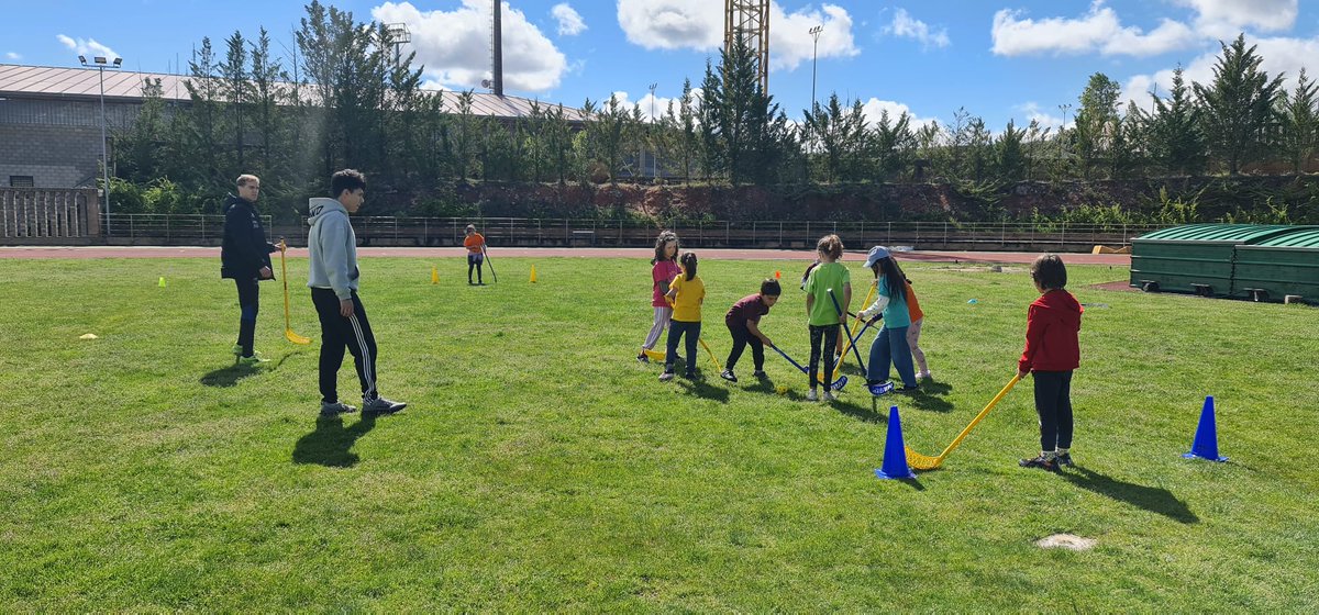 CFIEdeSoria's tweet photo. 📸 Un día para recordar
💚Convivencia, buen ambiente y grandes momentos.
👏Gracias a @Ayto_Soria y @Caja_Rural por su colaboración.
#FolderSoria #ManzanasNufri #VEncuentroInterCRAS #FormaciónCyL
@Caja_Rural @educacyl https://t.co/BKztjEe7NK