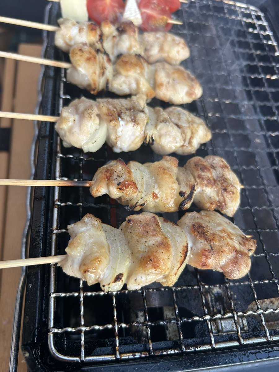 THE茶色 tweet media