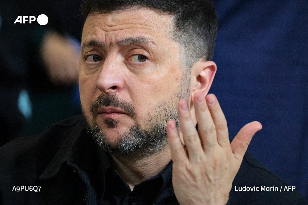 RT by @mikenov: 🇺🇦 🇷🇺 Ukrainian President Volodymyr Zelensky has accused Russia of "utter cynicism" for launching deadly attacks while also seeking a truce to stage its May 9 Victory Day parade in Moscow. ➡️