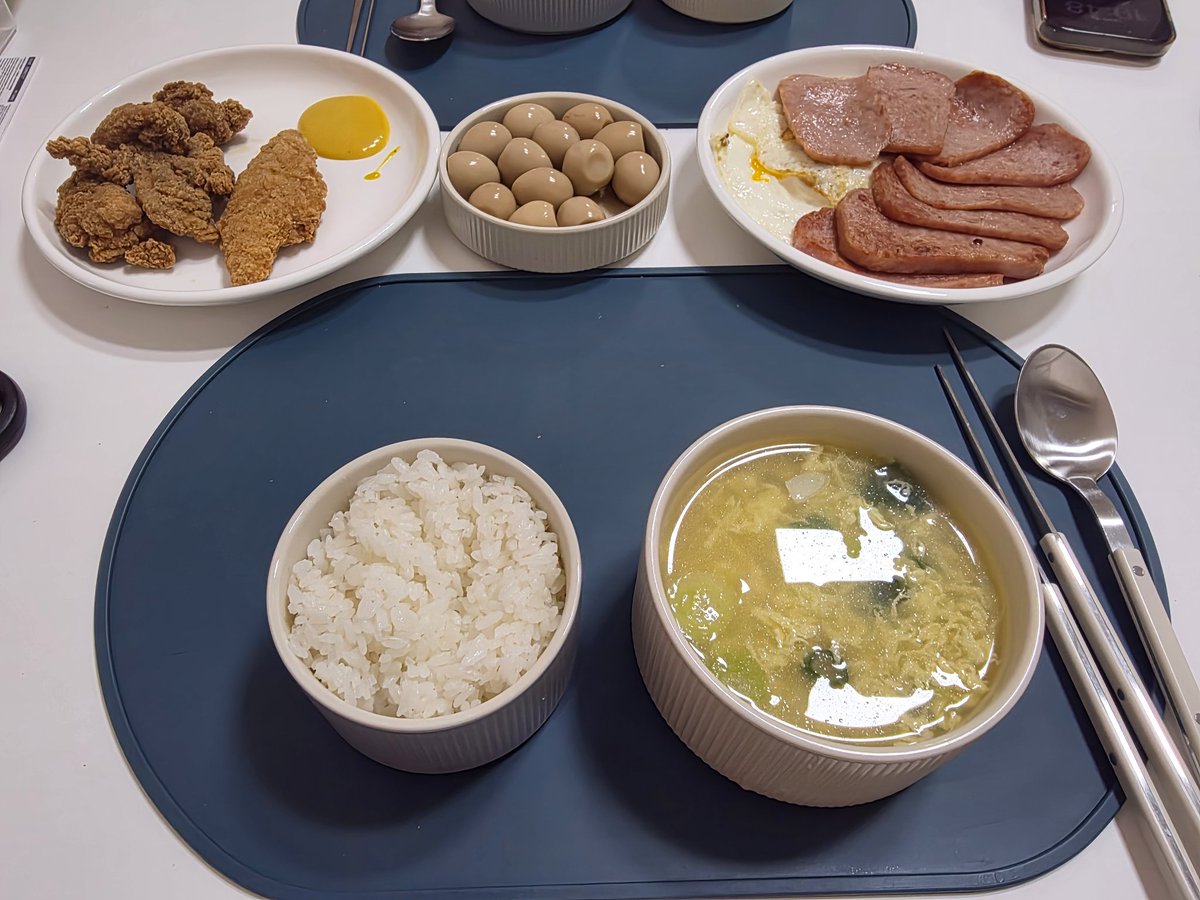 won20__04's tweet photo. 이야 밥먹고 보니까 배나오네..
안돼겠다 담주부터 다시 운동들어감..아자아자!
#게친소 #대구게이 https://t.co/leakpKVmp6