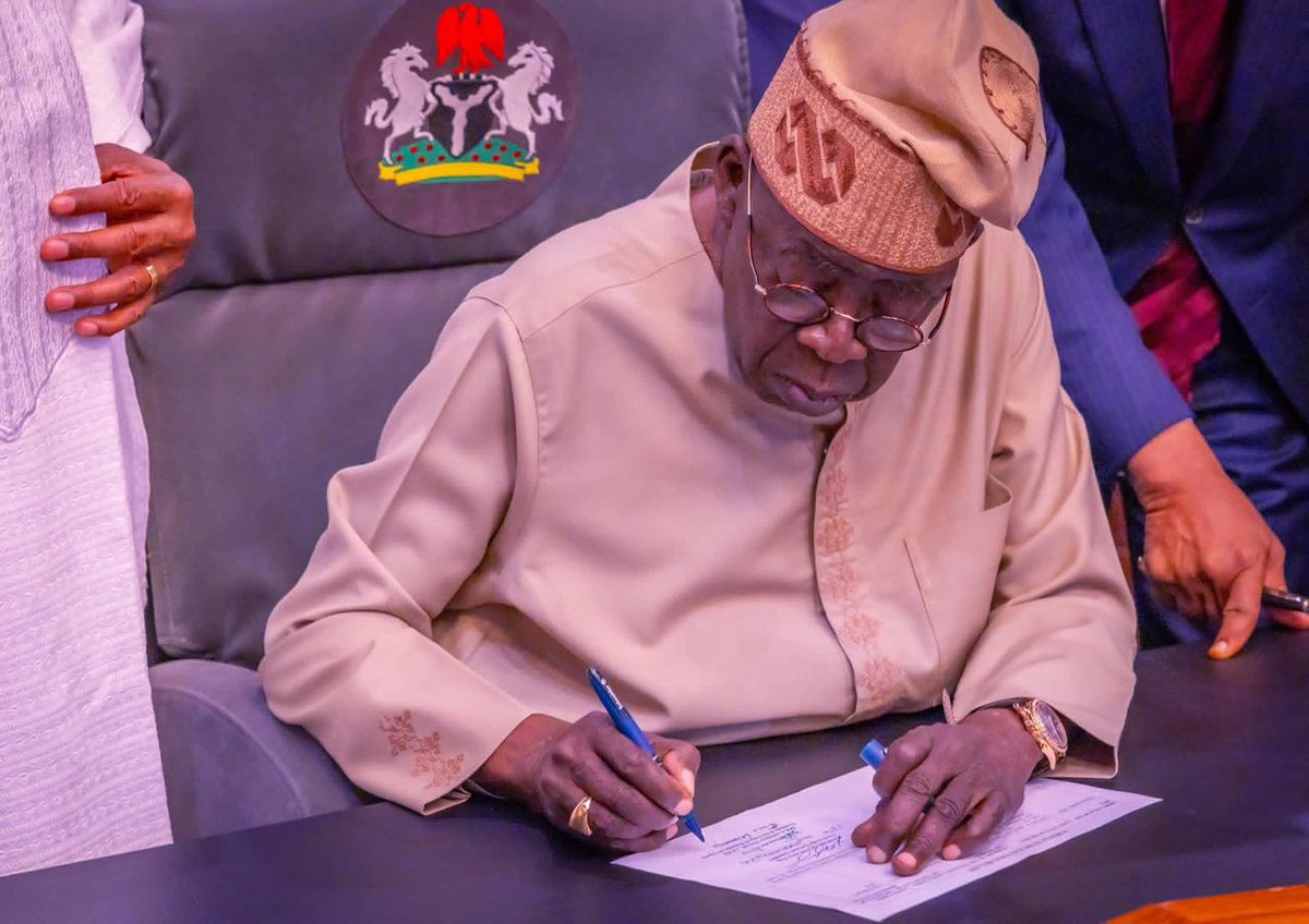 A. Ayofe tweet media