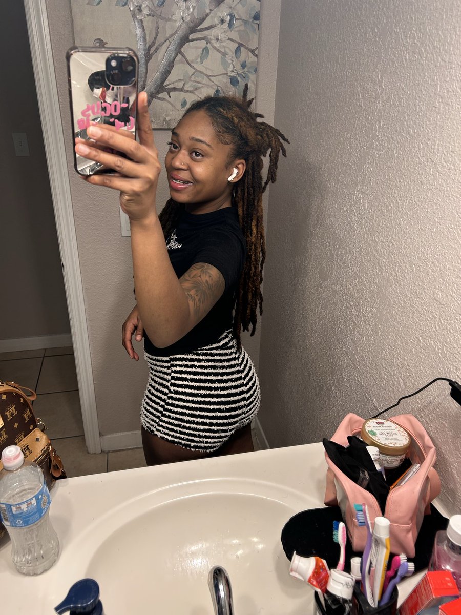 youfavfantasy✨ tweet media