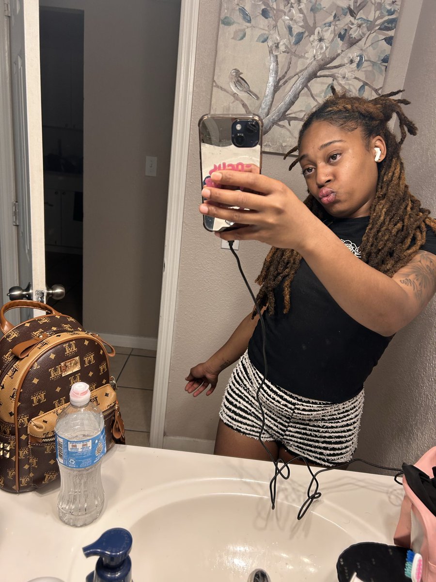 youfavfantasy✨ tweet media