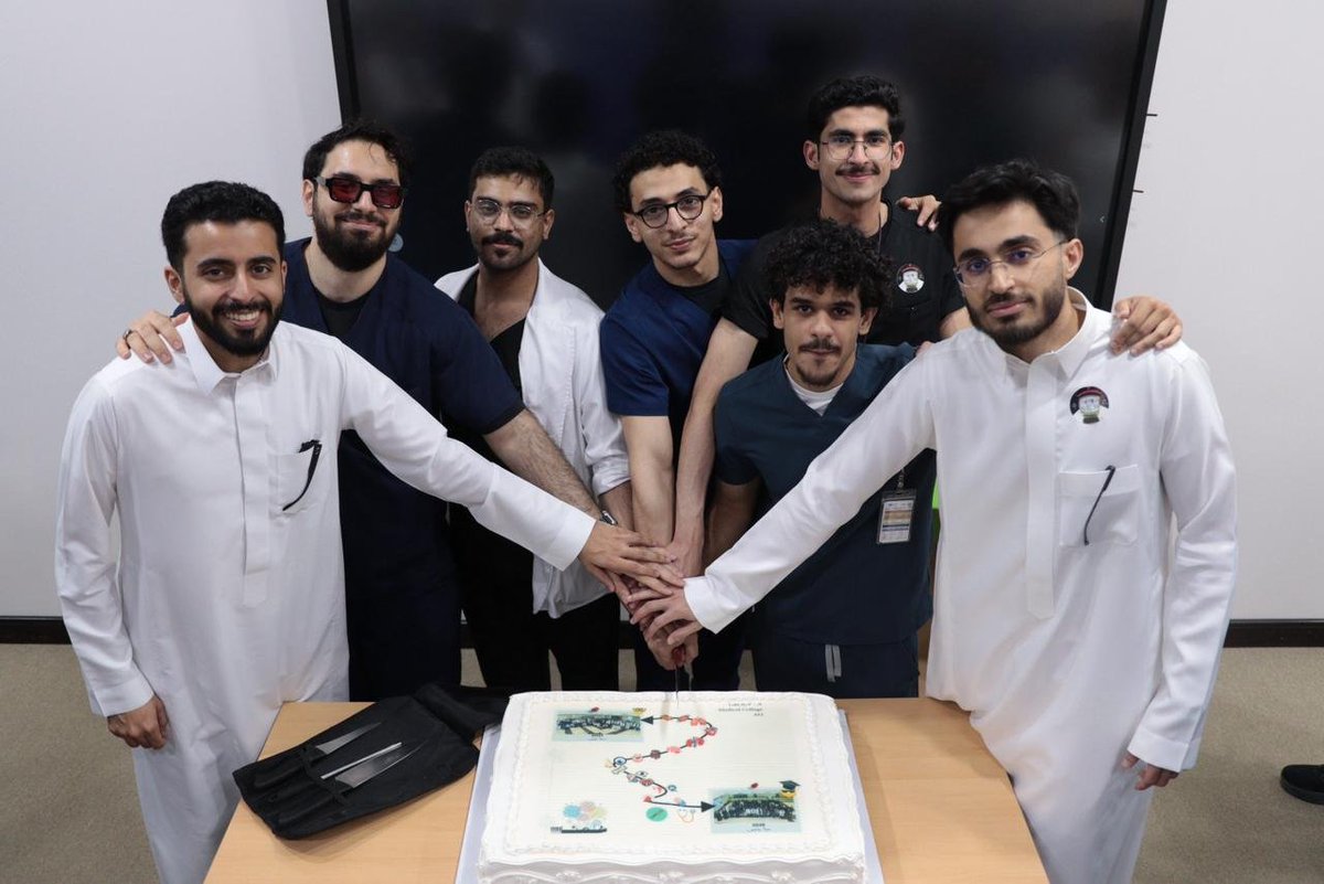 _med442's tweet photo. تيم دبسها 📌 https://t.co/poXBoyOJd4