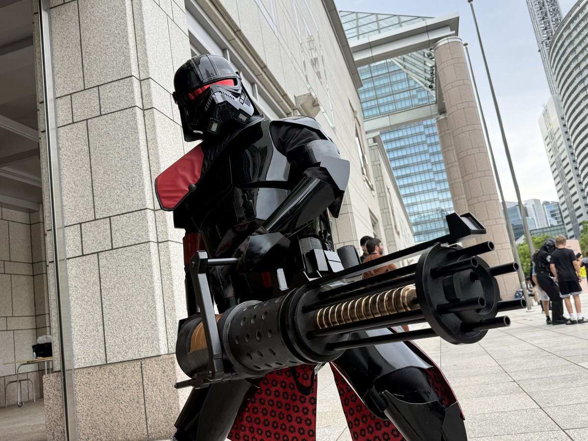 trooper_180's tweet photo. 昨日 アキジさんから貴重なz-6を持たせてもらいました🙇
一応 パージもクローンアーマーなので様になりました☺️

 #スターウォーズの日
 #みなとみらいウォーズ https://t.co/LY3tZTvS02