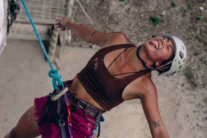 eyes_globe's tweet image. 🚨 TRAGEDY: 24-year-old Angela Ha has died after falling while rock climbing at Mount Arapiles.

She suffered critical injuries at the popular “Organ Pipes” cliffs.

A GoFundMe has already raised over $ 65K.

#Victoria #ラヴィット #WWERaw #sstvi