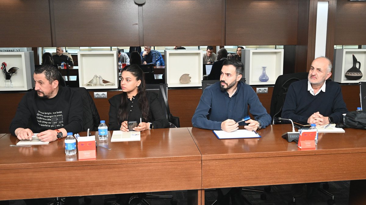 denizlito's tweet photo. > sürdürülebilir üretime katkı sunmak istiyoruz.
Güney #Ege Kalkınma Ajansı’nın (#GEKA) 2025 Yılı Teknik #Destek Programı kapsamında odamızca yürütülen Enerji Ölçümleriyle Verimlilik Projemizin #eğitim ve #danışmanlık süreci başladı.
Projemizin kapsamındaki ilk eğitimimiz olan >> https://t.co/cH5HbDhAmS