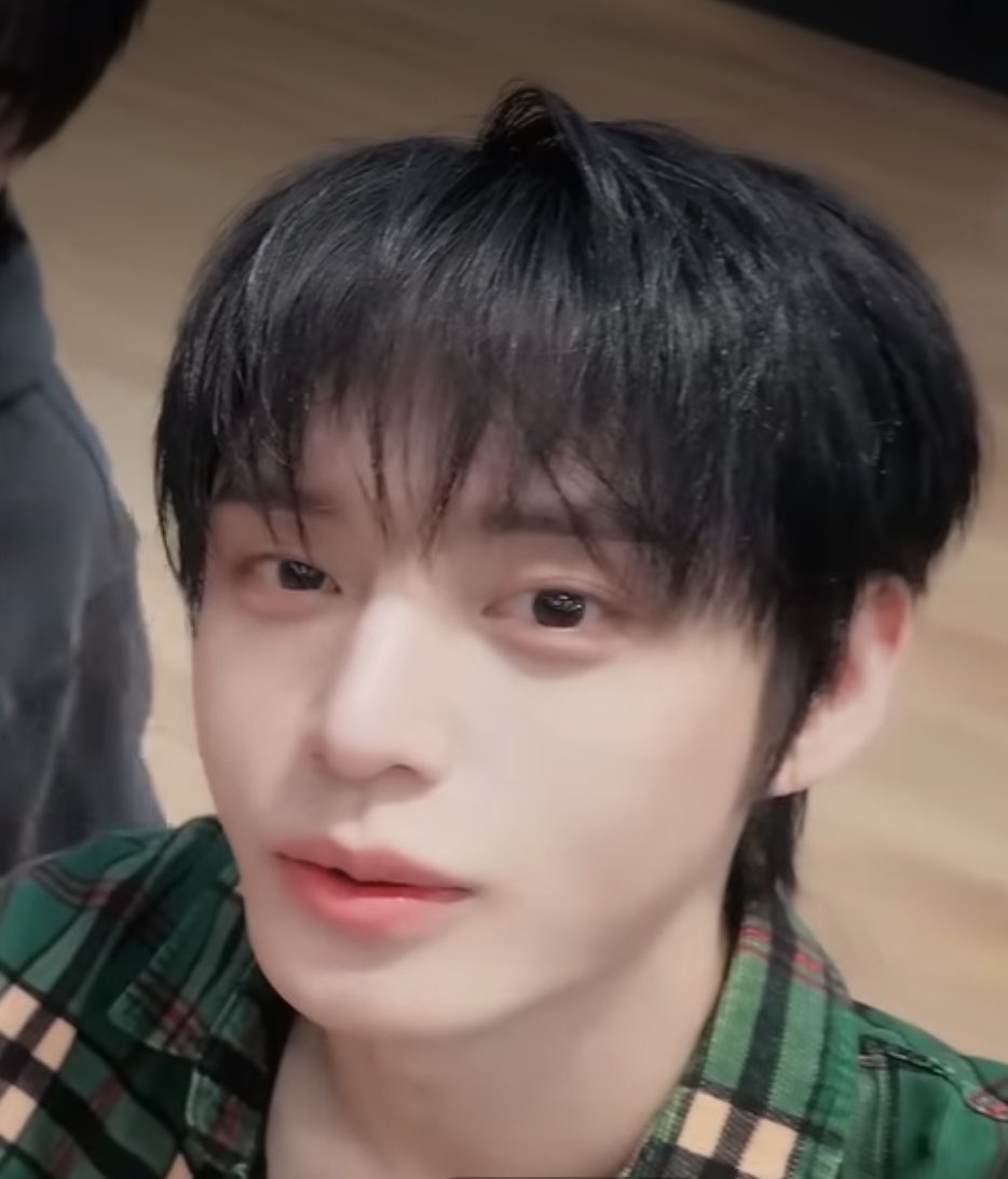 누 tweet media