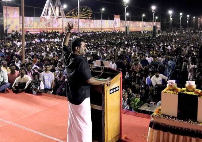 walterlouis1014's tweet photo. இந்த தமிழ் தேசியம் பத்தியெல்லாம் எதுவுமே தெரியாது எனக்கு.

ஜாலியா ஏரியால கைல சாதி கயிறை கட்டிட்டு சுத்திட்டு இருந்தவன் நான்

இந்த மனுசன் பேச்சு மனச் எதோ பண்ணுச்சு என்னோட பார்வைய முழுசா மாத்துச்சு 

*இப்போ எங்க வீட்டுல தனி டம்ளர் இல்லை
*எங்க வீட்டில இருந்த மரத்தை வெட்டும் போது 2 மரம் நட்டு வைக்கறேன்
*சாதி பாக்காமா எங்க தொகுதில வேட்பாளர பாத்து ஓட்டு போட்டேன்
*மாடில வெயிலுக்கு குருவிக்கு காக்காக்கு தண்ணி வைக்கறேன்
*இந்த வருசம் 2 முறை இரத்தம் கொடுத்திருக்கேன்
* அண்ணா பொண்ணுக்கு தமிழ பேர வைக்க சொல்லி தமிழினினு பேர் வைச்சிருக்கேன்

என்னோட எல்லா மாற்றத்துக்கும் சீமானும் நாம் தமிழரும் தான் காரணம் 

வாழ்க்கைல நான் சொல்றத காதுக்கொடுத்து கேட்கற அளவுக்கு உழைச்சு மேல வந்து தா நாம் தமிழர் கட்சி காரன்டானு சொல்லுவேன்

அண்ணனோட உழைப்பு சிந்துன வேர்வை எதும் வீணாகாது 

தமிழ் தேசியம் வென்றே தீரும் ஏனா இங்க அதுக்கான தேவை அப்படியே இருக்கு

Necessity is Mother of Invention 

@Seeman4TN நீ புரட்சியாளன் தானே

Love you 🧡

#நாம்_தமிழர்