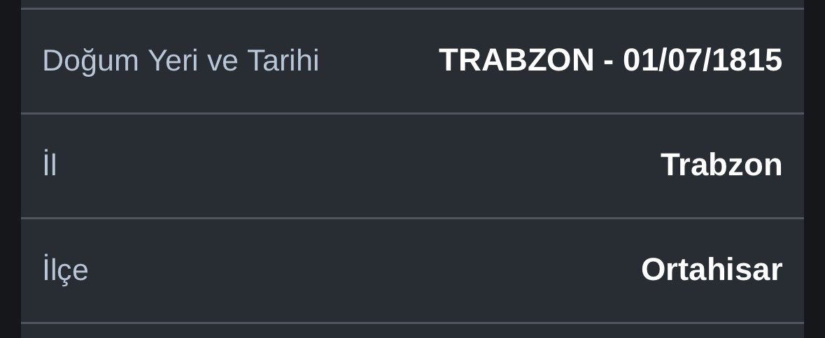 zeyno🇹🇷(büyüyünce iett şoförü olucam) tweet media