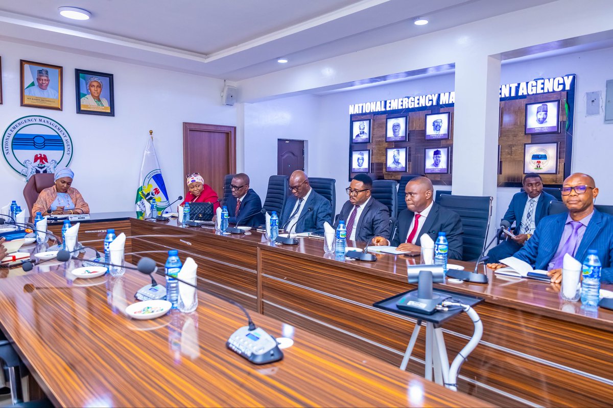 TheZubaidaUmar's tweet photo. I held a strategic meeting with a delegation from the Simulation and Crisis Management Directorate of the Department of State Services led by Mrs. Safiya Yusuf, focused on deepening interagency collaboration for proactive disaster management.

Guided by a shared commitment and unity of purpose, we are joining forces to strengthen disaster preparedness and emergency response nationwide, especially as the rainy season and its associated disaster risks approach.