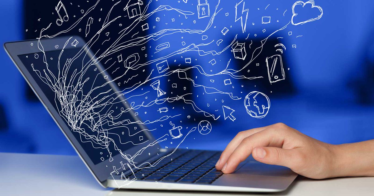 sejournal's tweet image. Google: AI Makes Human Experience More Important For Content. via @martinibuster: hubs.li/Q04fpql60

#seonews  #Google #SEO