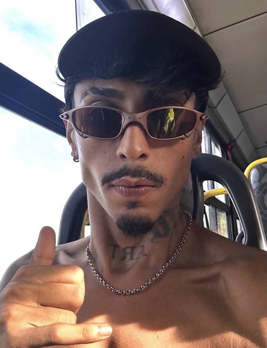 VICzin🔞 tweet media