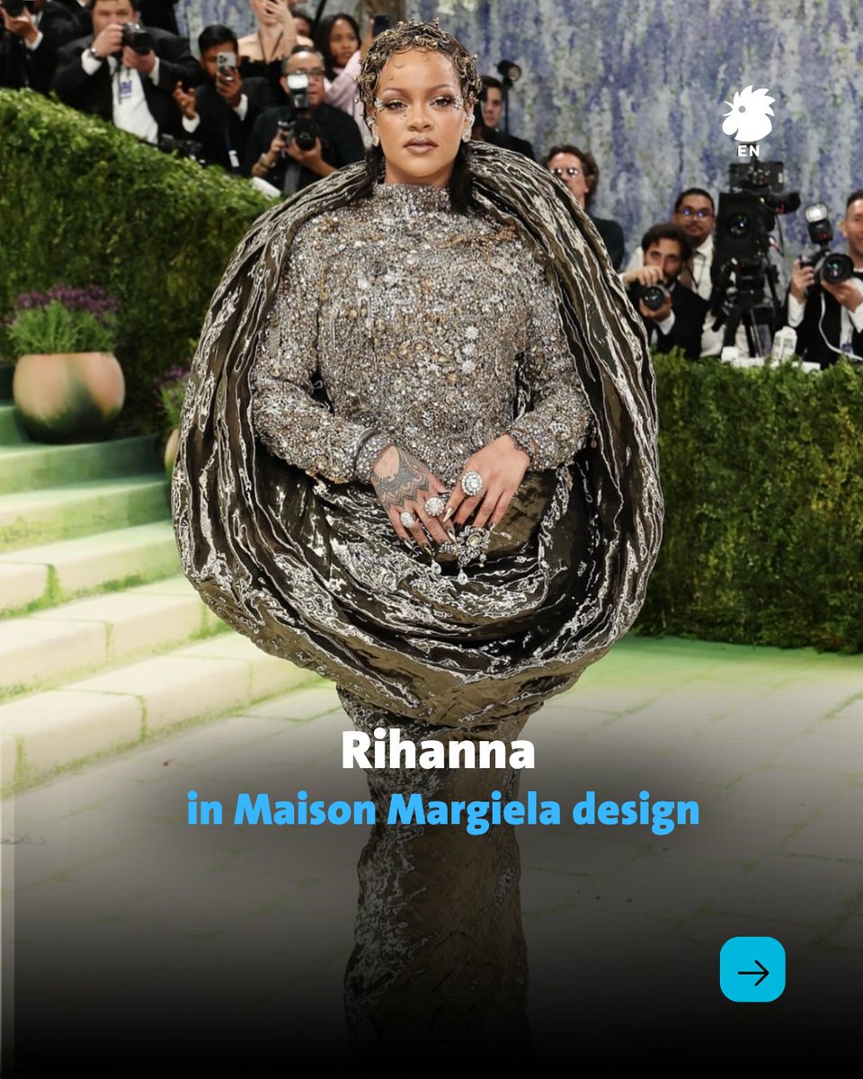 AnnaharEn's tweet image. At the Met Gala 2026, the look is no longer just a dress —it becomes an artistic statement. Between sculptural silhouettes and color-driven creations, the night blurred the line between fashion and art

#metagala #celebrities #runway #beyonce #rihanna #kimkardashian #swarovski