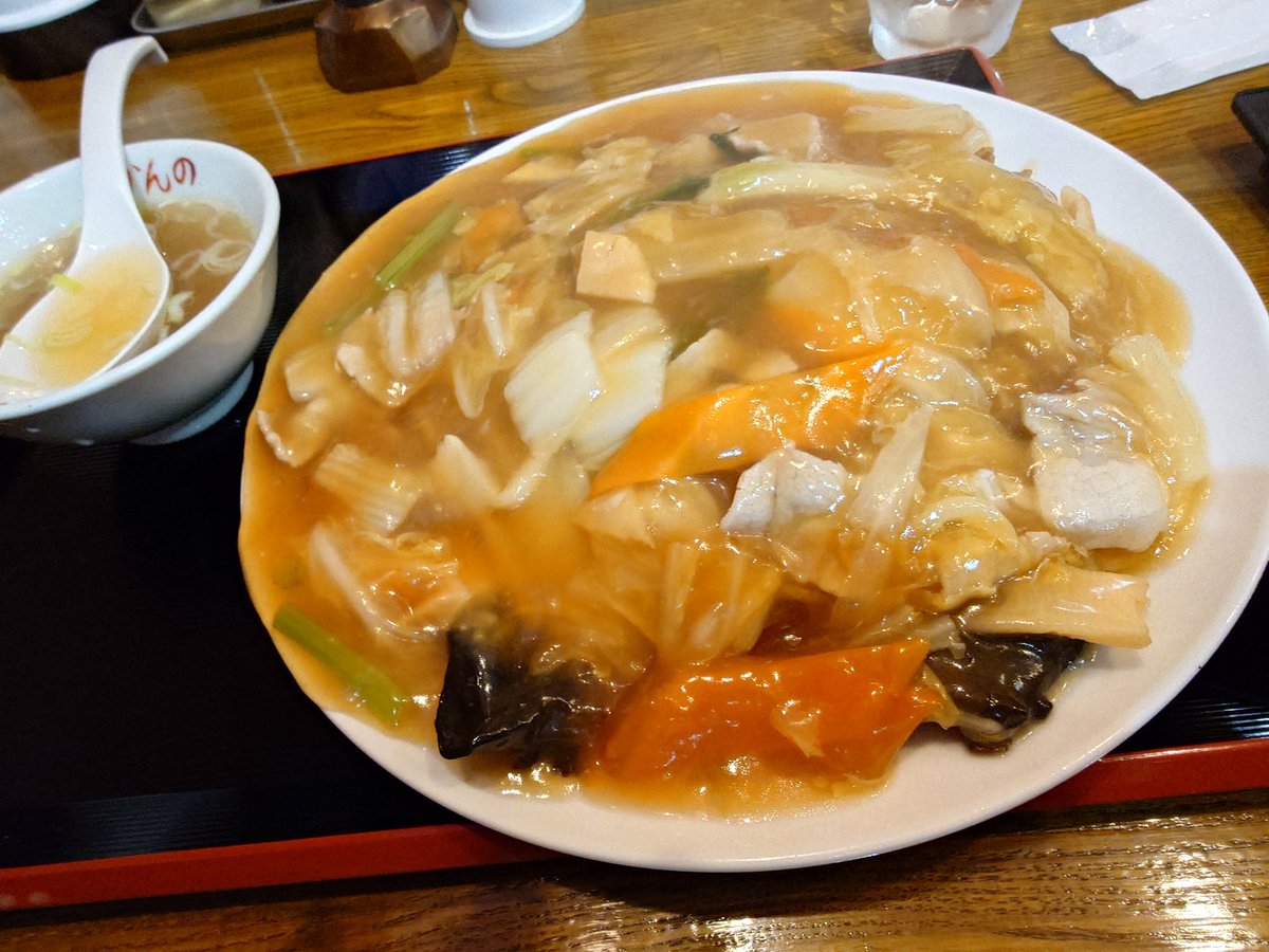 CafeBarPumbaa's tweet photo. 夜は #中華料理かんの
五目あんかけ焼きそば大盛り🍚
ヘトヘトな体に元気注入✨
ご馳走様でした😋 https://t.co/oLpQ41M2VS