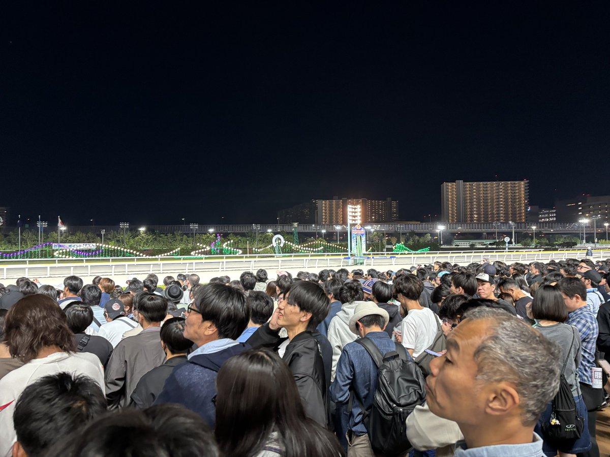 かしわ記念現地でシャマル応援マンになってた
馬券は大外れ！
