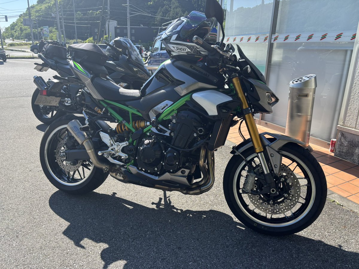 Z900SE_'s tweet photo. 下郷町の「星六」さんでランチ。
みんな焼肉食べた後、ラーメンも食べてる。
どういう文化なんだ😅 https://t.co/KKMKkVfJCf