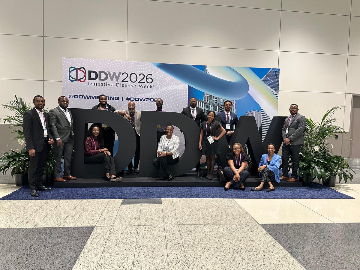 AAFG_2021's tweet photo. Day 3 RECAP at @DDWMeeting 2026

More stellar invited lectures, oral and poster presentations and ….

Our annual group photo heading into the Louvre

Excited to wrap up #DDW2026 with more exciting presentations on #Day4 

#GItwitter #FutureOfGI https://t.co/JjPxKKpnkK