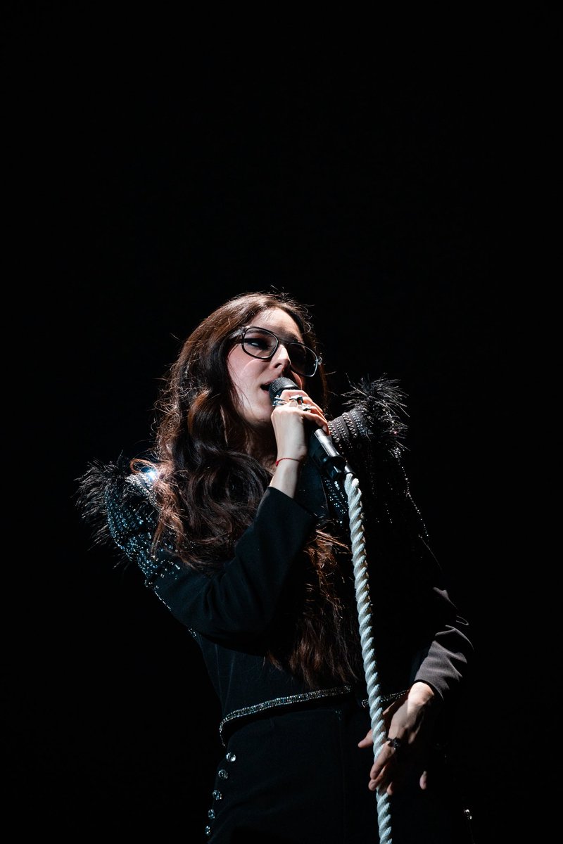 escbubble's tweet photo. 🇨🇭 Veronica Fusaro of Switzerland had a rousing rehearsal to “Alice” - packed with authenticity and a very intricate stage design! Check out the pics here. 🇨🇭 

Image Credit: EBU / Sarah Louise Bennett

#Eurovision #Switzerland https://t.co/Fe64g9vvYk